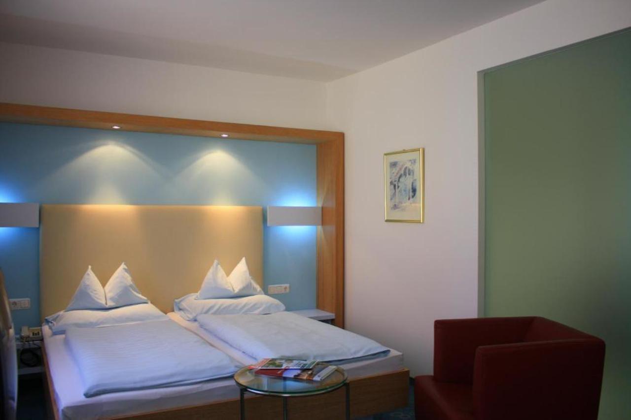 Dom Hotel Linz Exterior foto