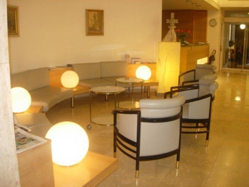 Dom Hotel Linz Exterior foto