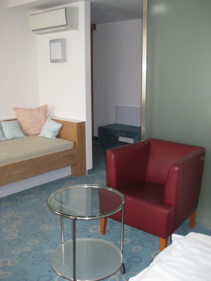 Dom Hotel Linz Exterior foto