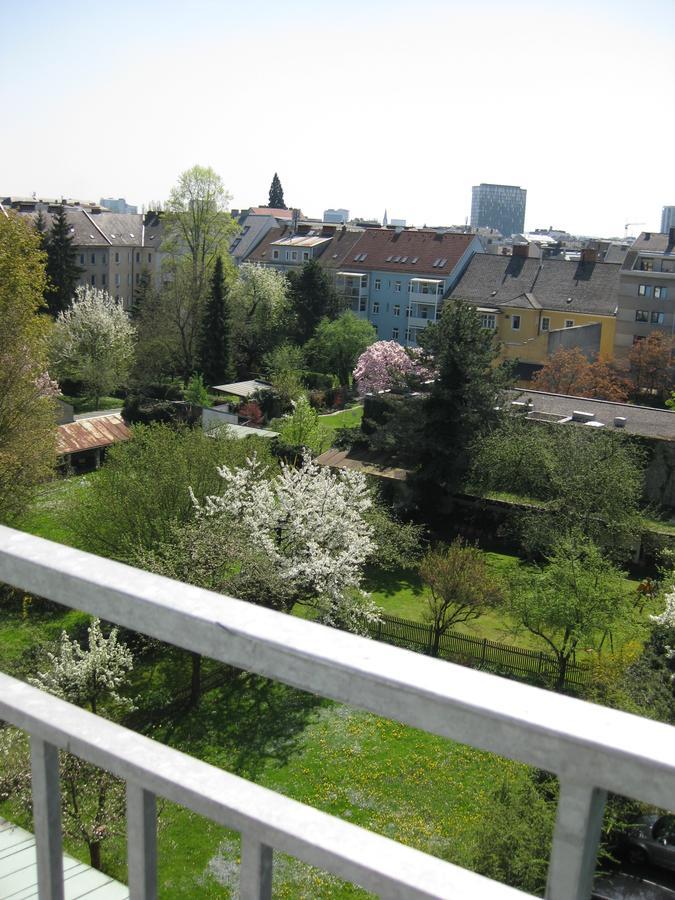 Dom Hotel Linz Exterior foto